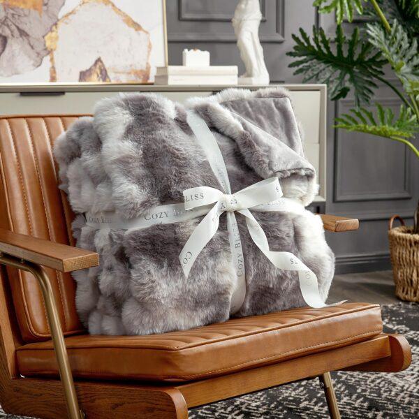 Luxury Faux Fur Throw Blanket